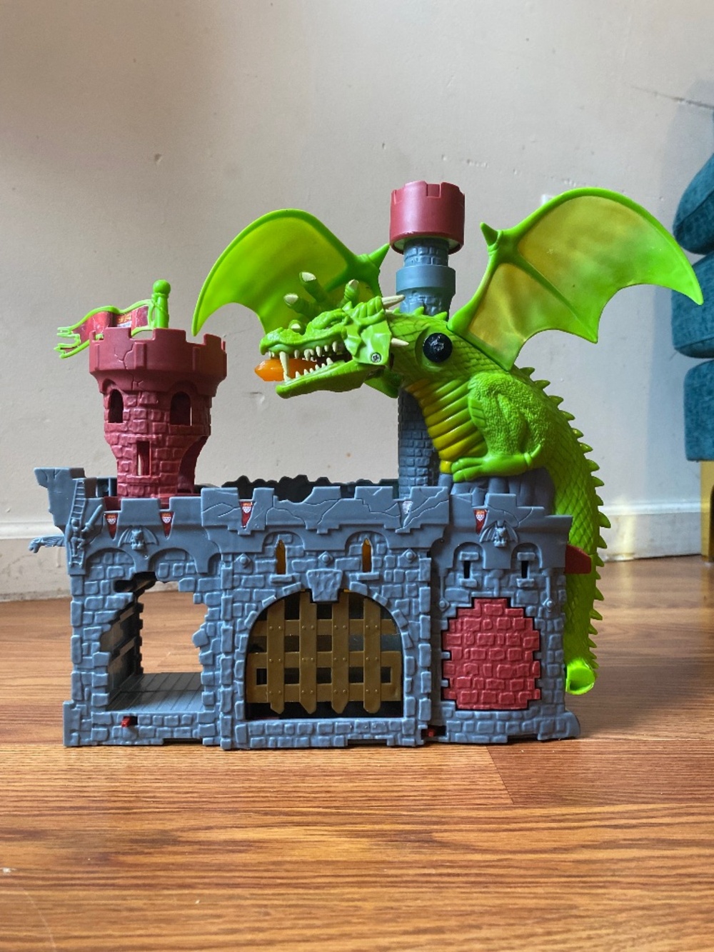Matchbox Adventurous Castle Play-set